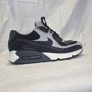 Nike Air Max Black and Gray Sneakers Size 9